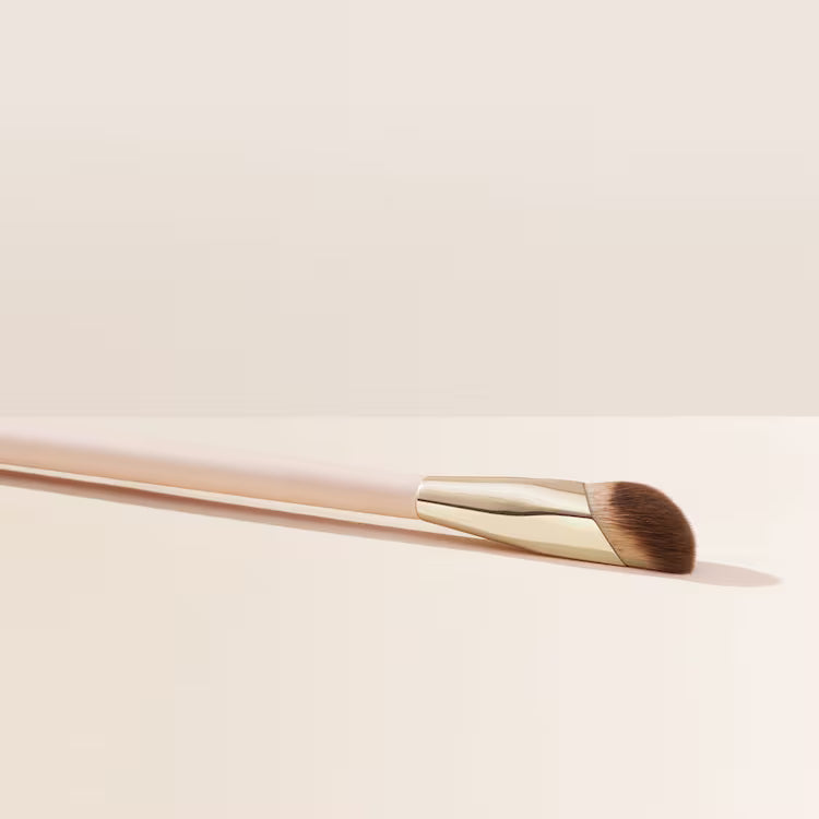Liquid Touch - concealer brush
