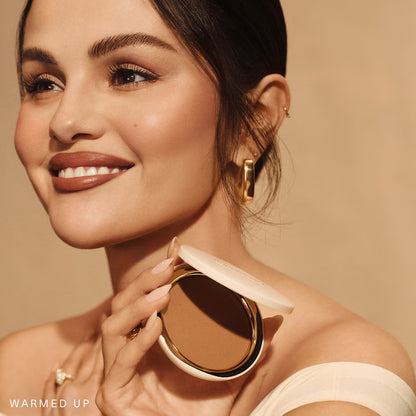 Warm Wishes Soft Matte Powder Bronzer - Matte and soft bronzing powder