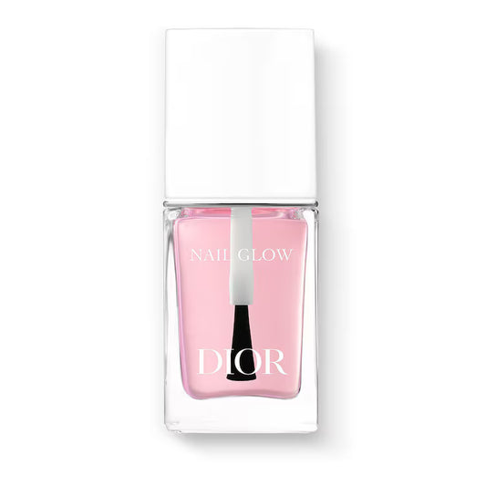Beautifying nail care - Instant French manicure effect